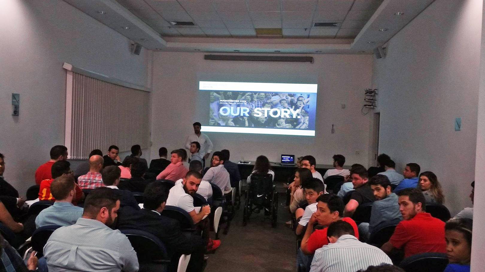 Manchester City e a relação com os fãs foi o tema da aula do Cláudio Borges, Head of Fan Relationship Management do City Football Group